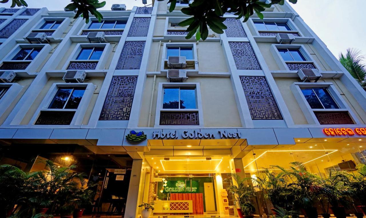 Treebo Golden Nest Hotel Bhubaneswar Exterior foto